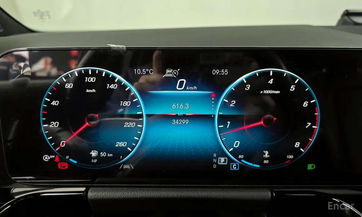 Фото 8 - Mercedes-Benz GLA-Class