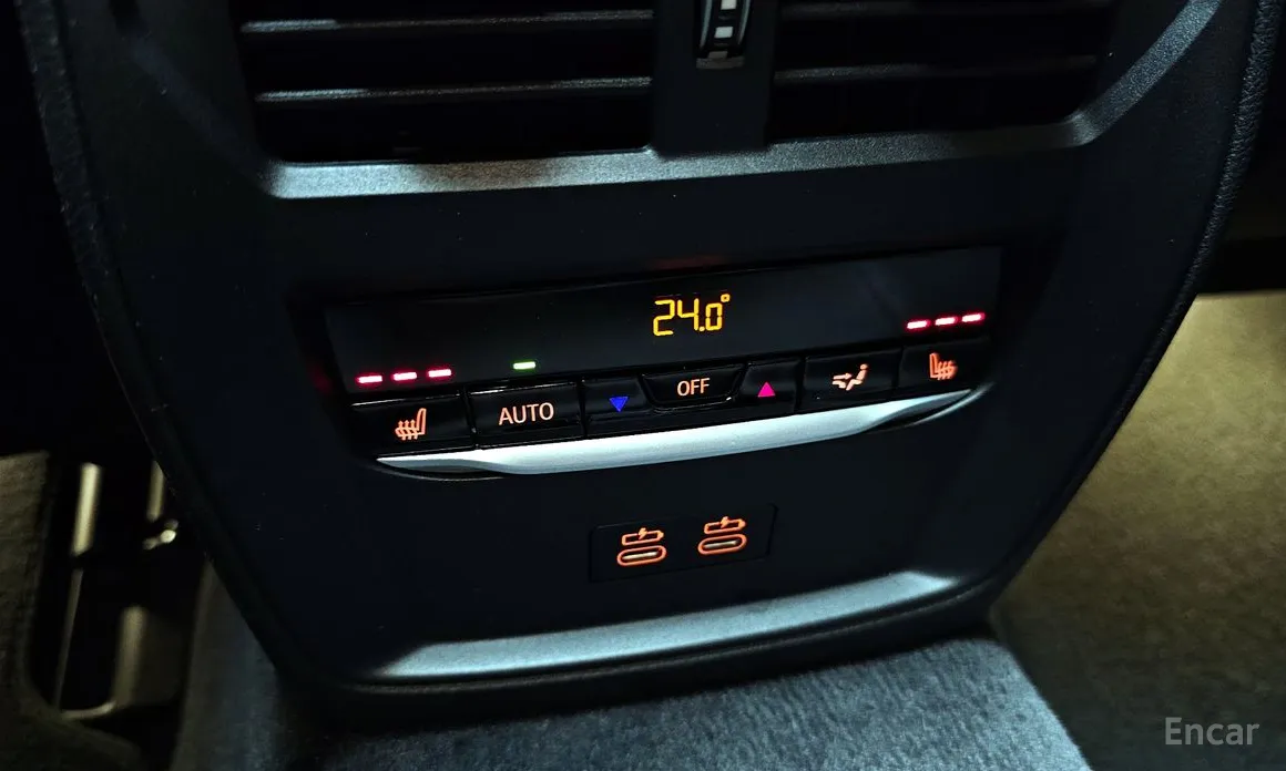 Фото 18 - BMW i4