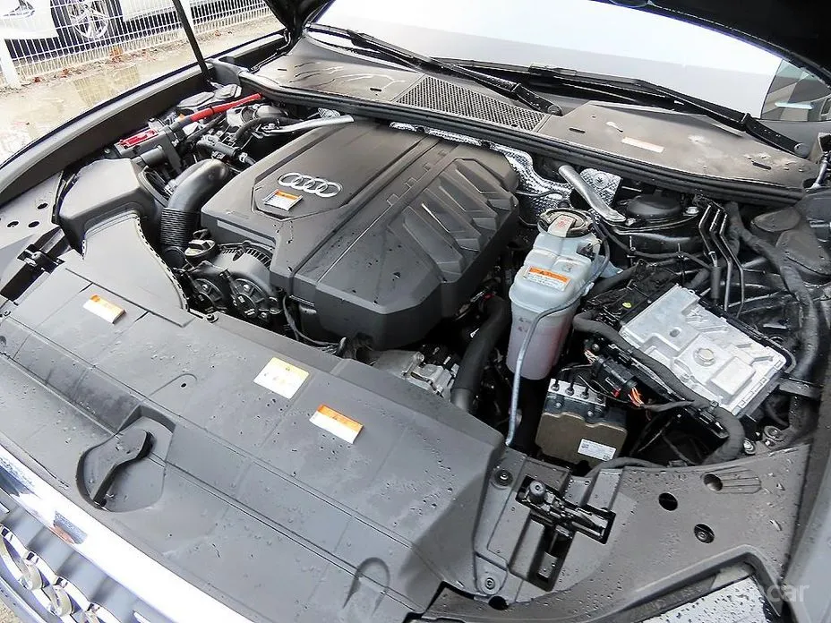 Фото 19 - Audi A6