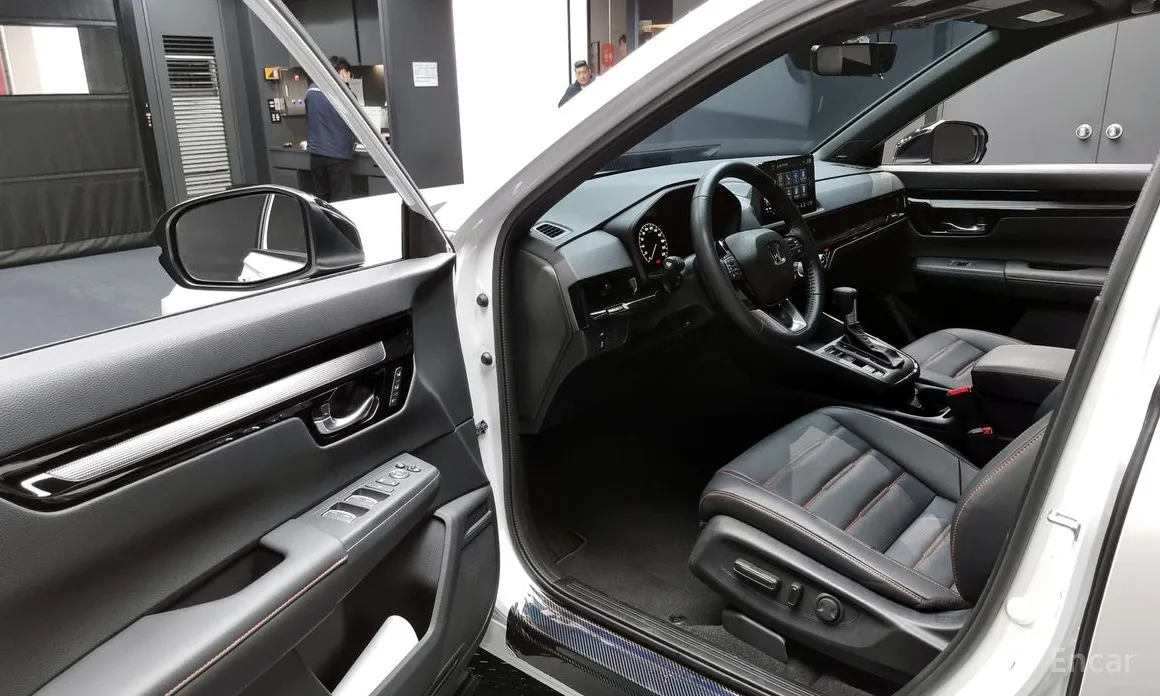 Фото 10 - Honda CR-V