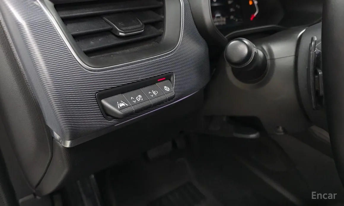 Фото 18 - Renault XM3