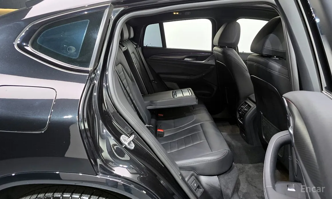 Фото 12 - BMW X4