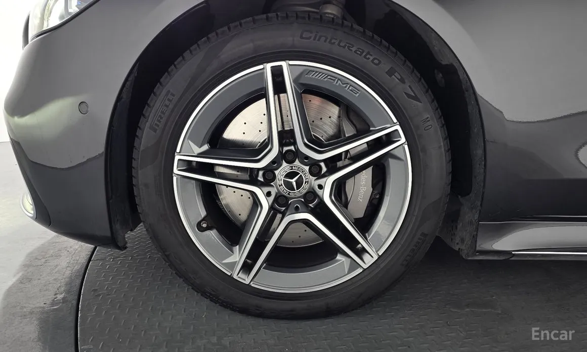 Фото 5 - Mercedes-Benz S-Class