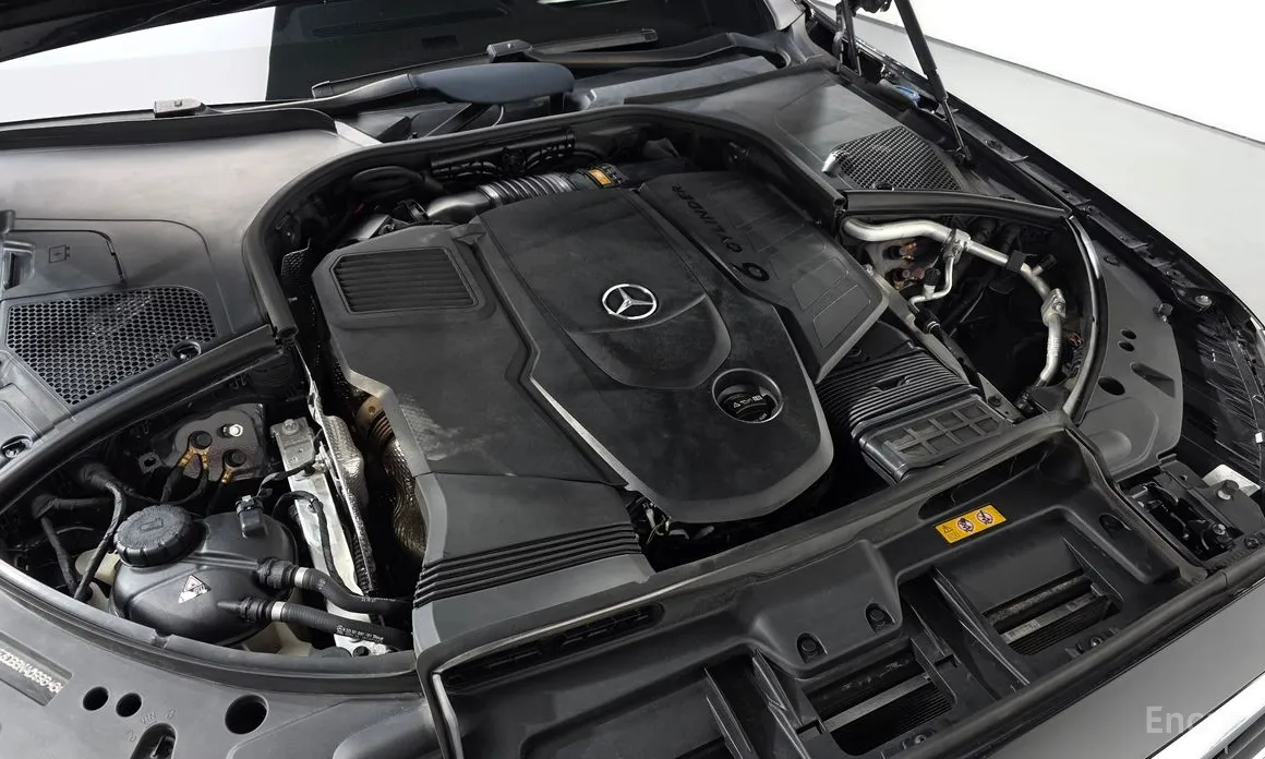 Фото 6 - Mercedes-Benz S-Class