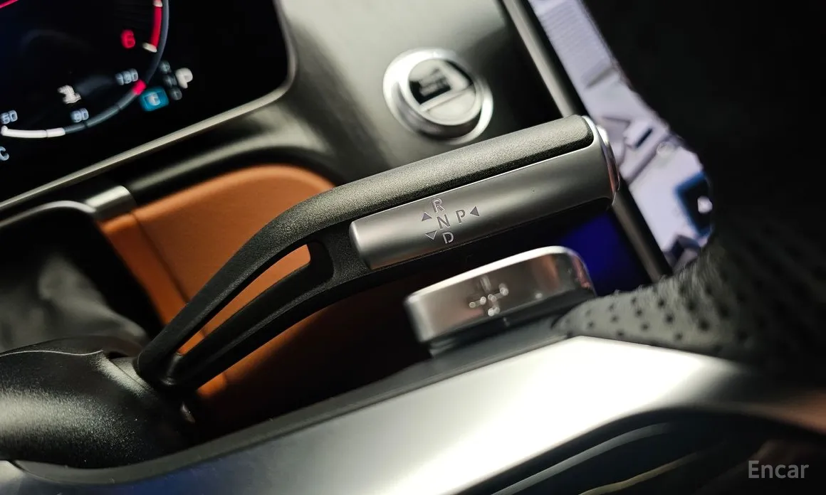 Фото 9 - Mercedes-Benz S-Class