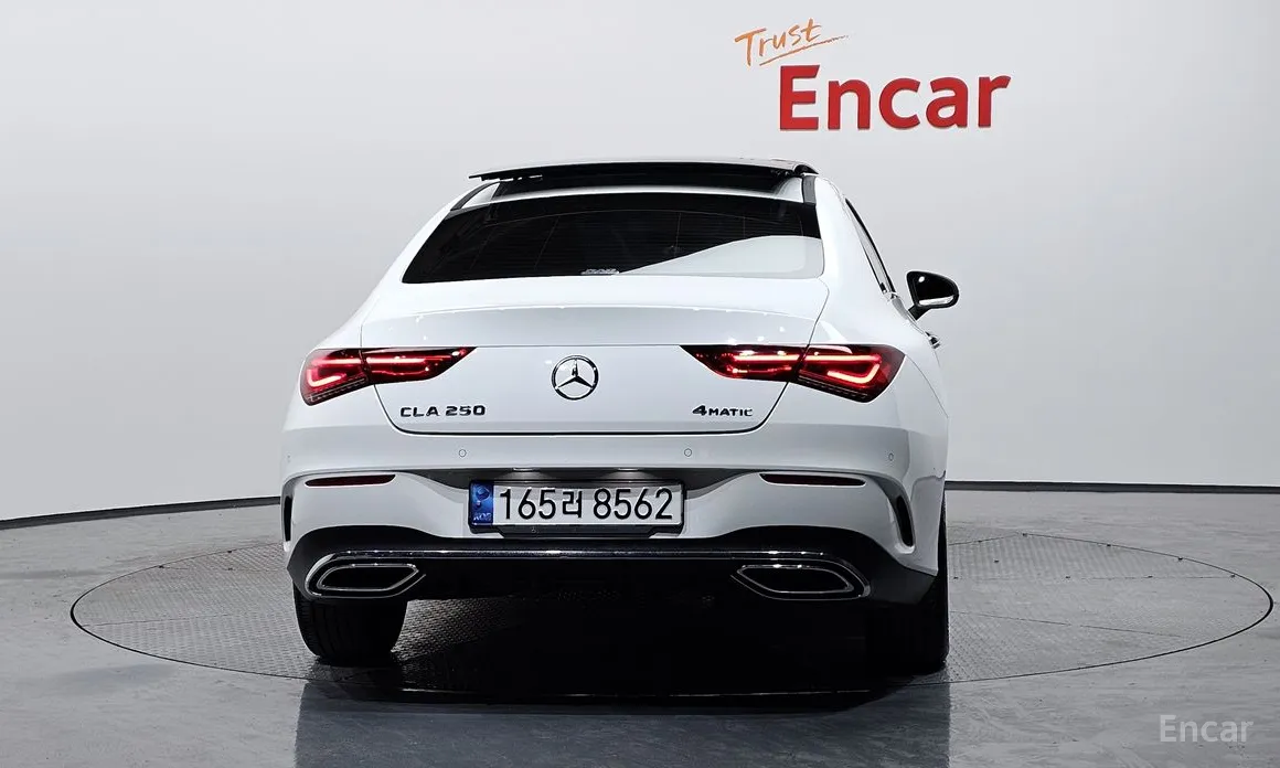 Фото 4 - Mercedes-Benz CLA-Class