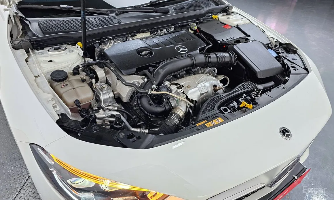 Фото 6 - Mercedes-Benz CLA-Class