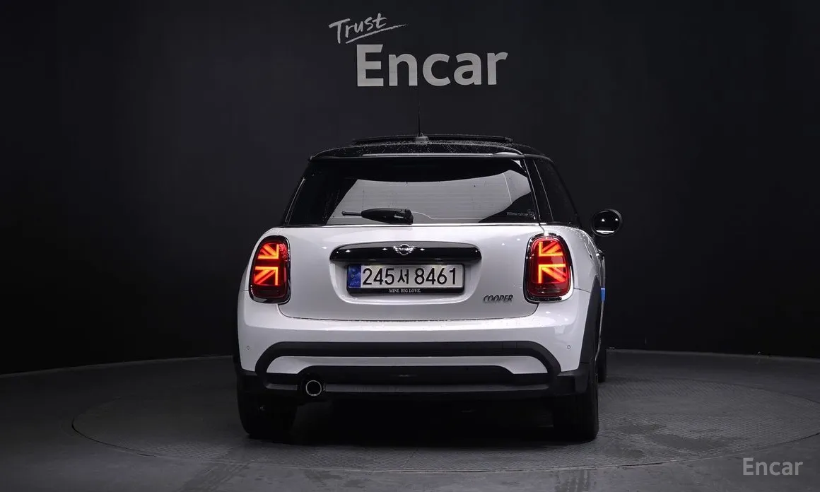 Фото 4 - Mini Cooper