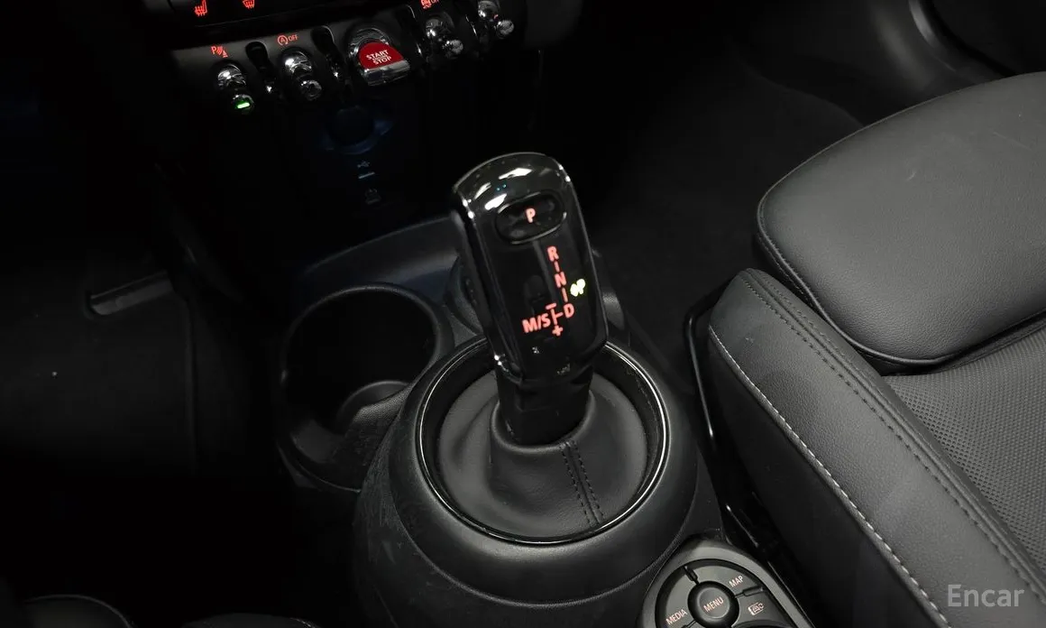 Фото 9 - Mini Cooper