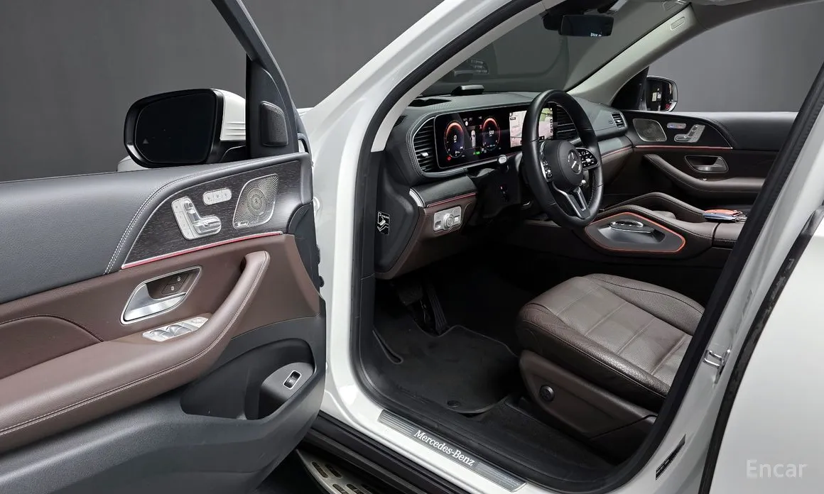 Фото 10 - Mercedes-Benz GLE-Class