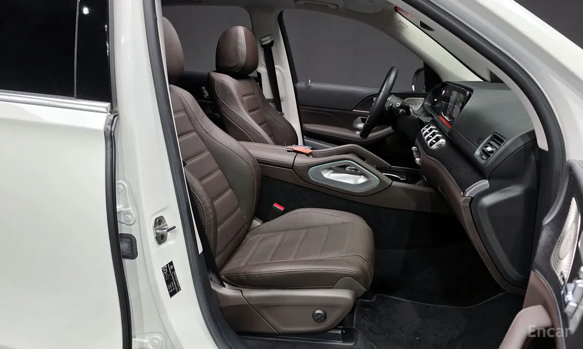 Фото 11 - Mercedes-Benz GLE-Class