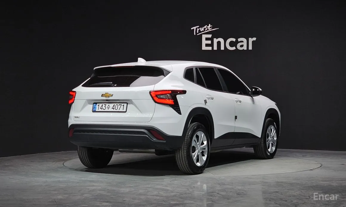 Фото 2 - Chevrolet Trax