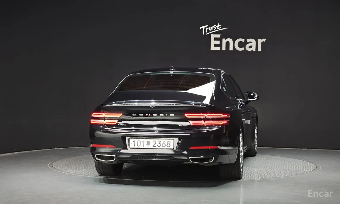 Фото 4 - Genesis G80