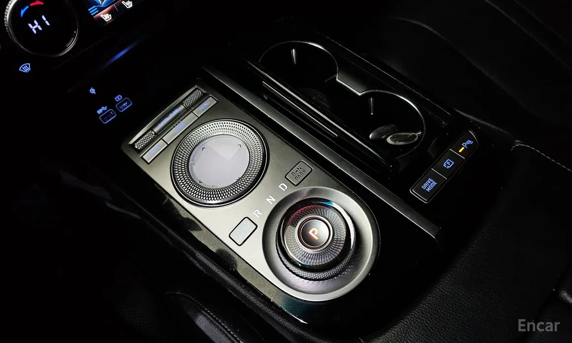 Фото 9 - Genesis G80