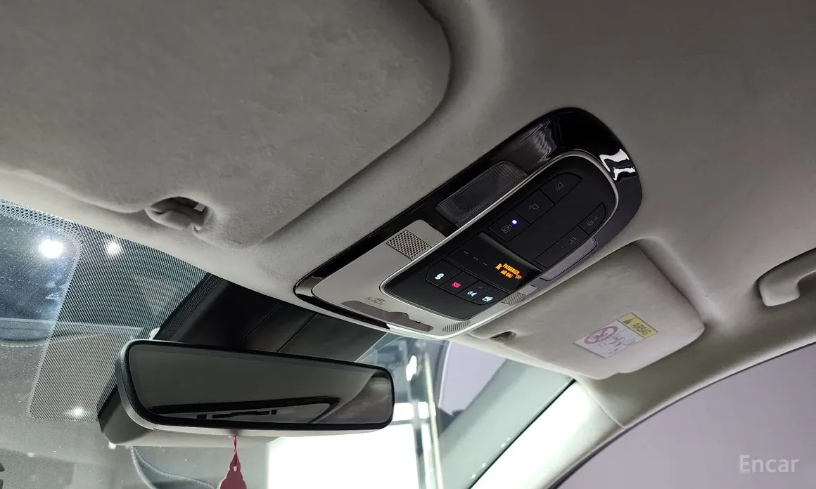 Фото 19 - Hyundai Santa Fe