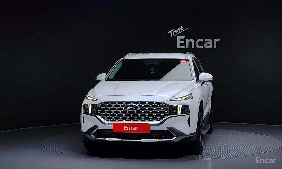 Фото 3 - Hyundai Santa Fe