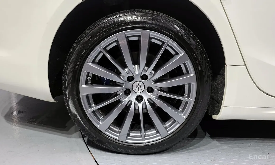 Фото 5 - Maserati Ghibli