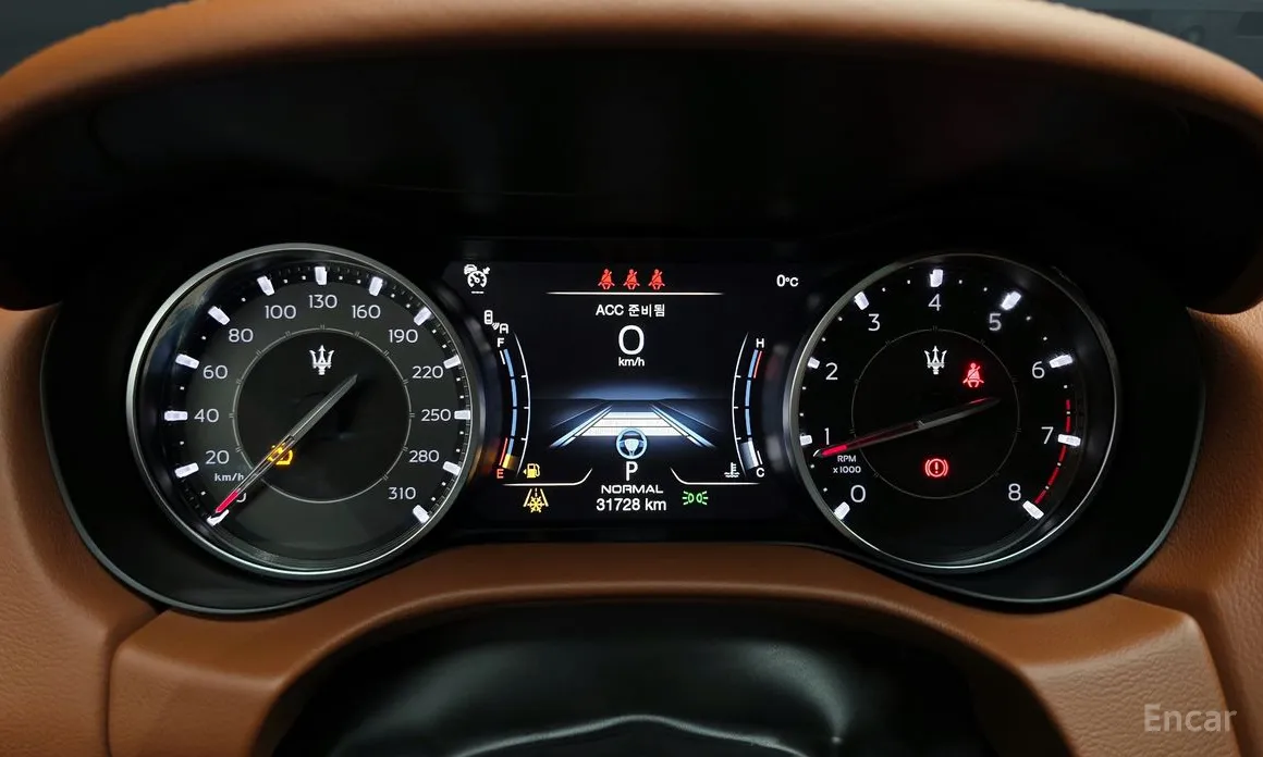 Фото 8 - Maserati Ghibli