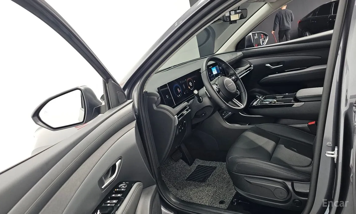 Фото 10 - Hyundai Tucson