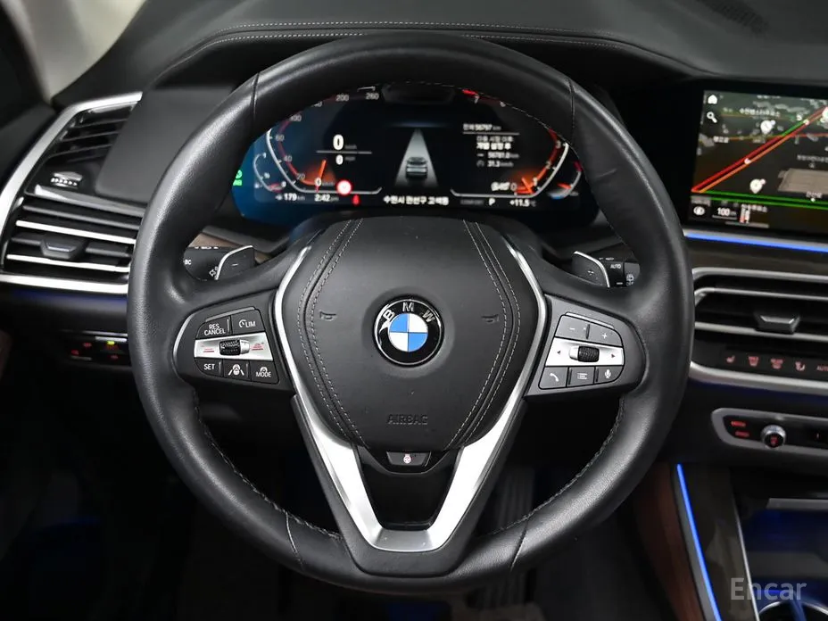 Фото 13 - BMW X5