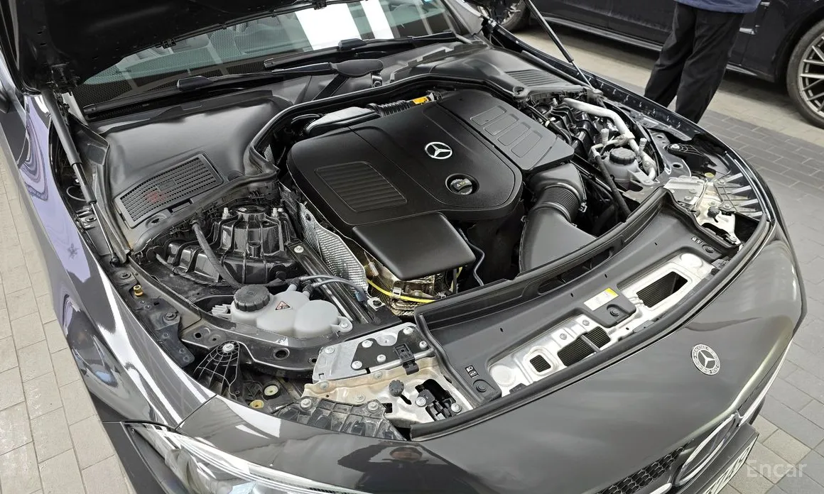 Photo 6 - Mercedes-Benz CLE-Class