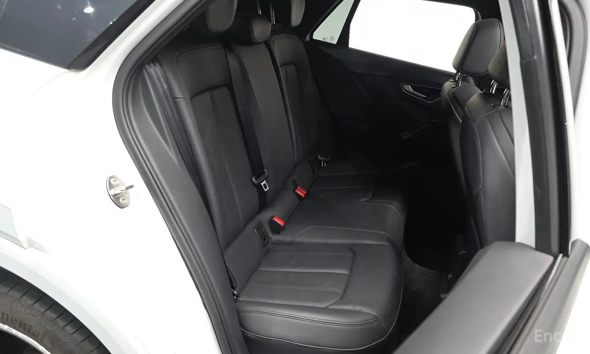 Фото 12 - Audi Q2