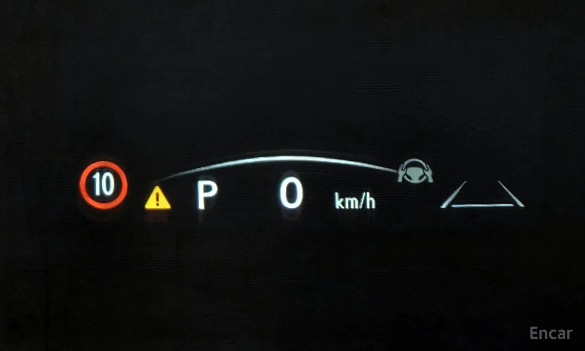 Фото 19 - Lexus NX