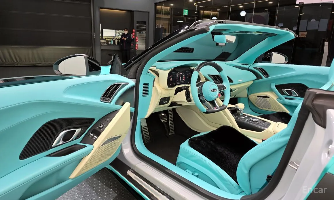 Фото 11 - Audi R8