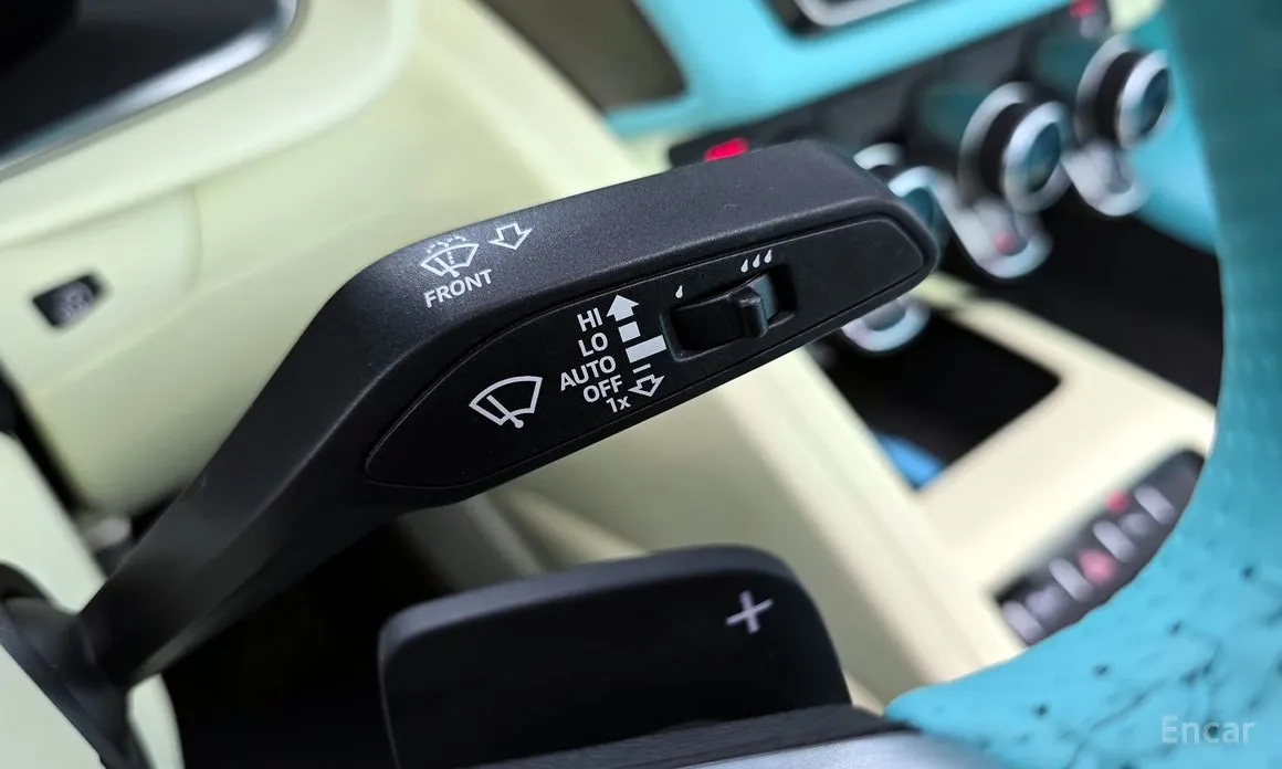 Фото 17 - Audi R8