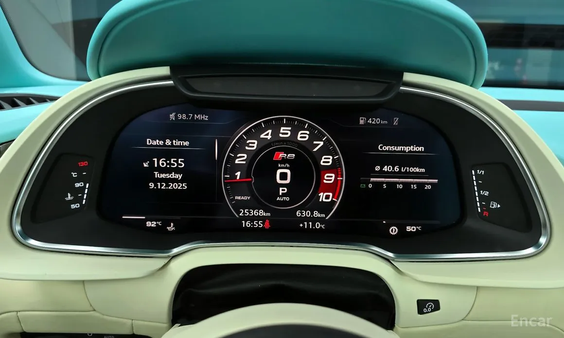 Фото 8 - Audi R8