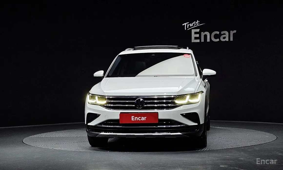 Фото 3 - Volkswagen Tiguan