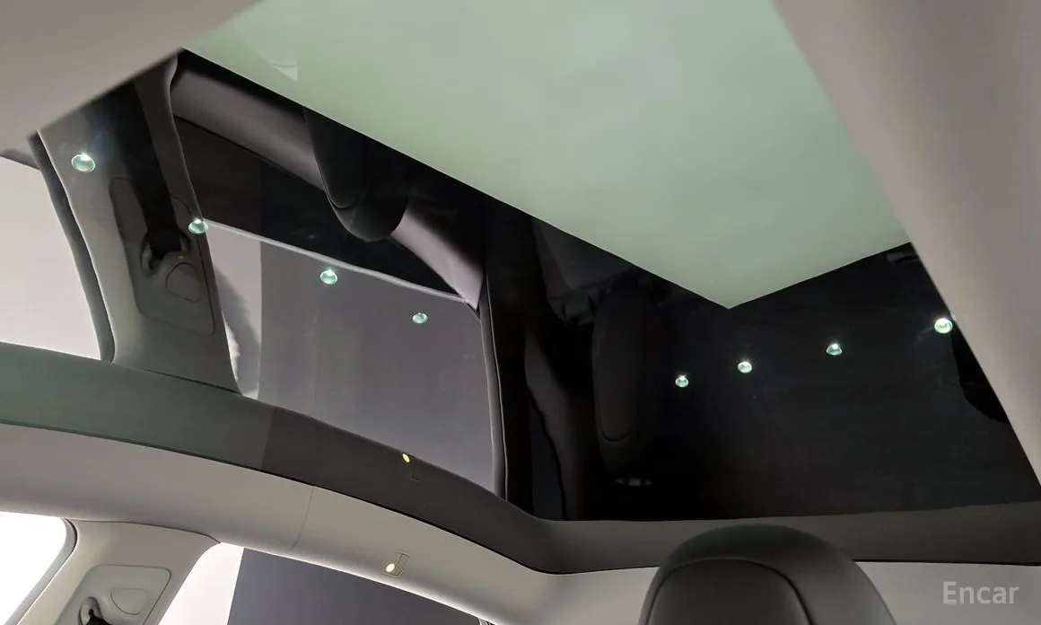 Фото 18 - Tesla Model Y