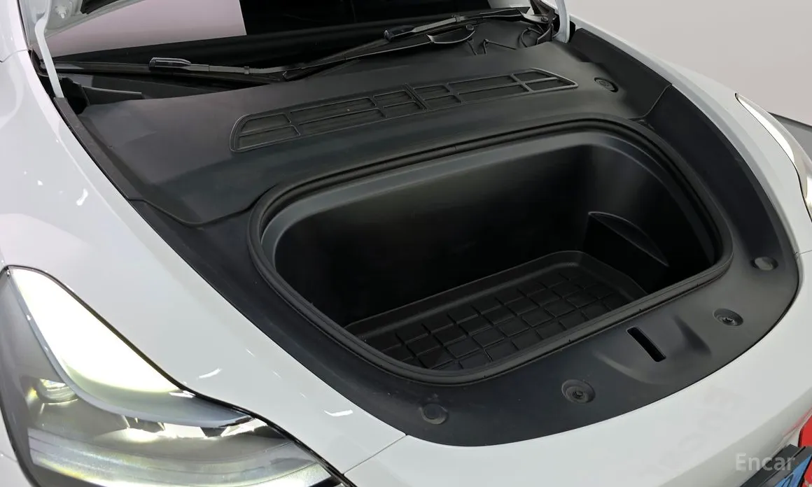 Фото 6 - Tesla Model Y