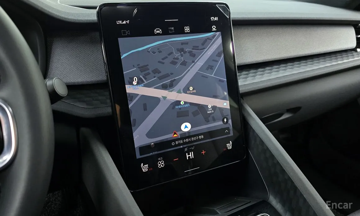 Фото 14 - Polestar 2