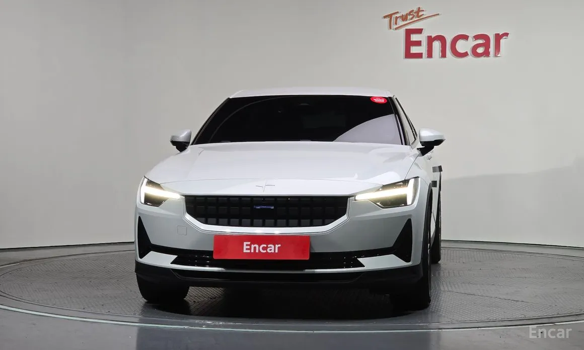 Фото 3 - Polestar 2