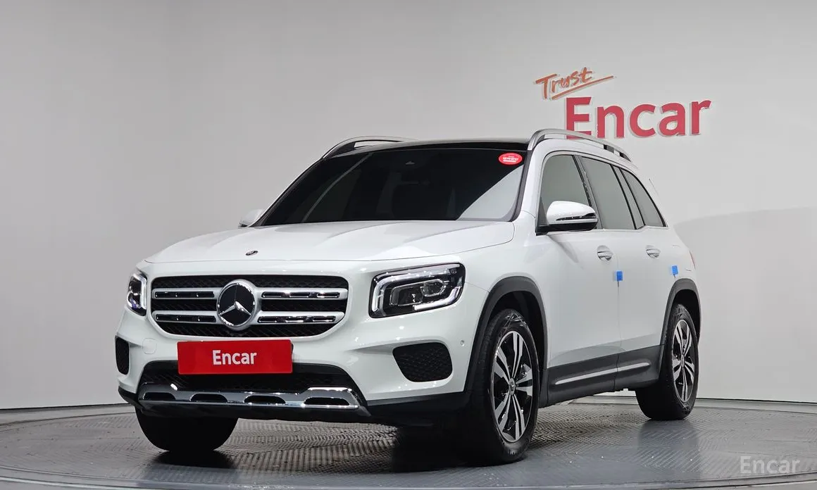 Фото 1 - Mercedes-Benz GLB-Class