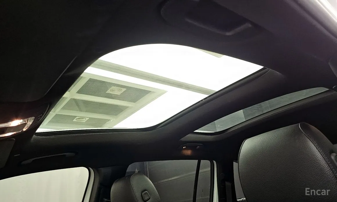 Фото 18 - Mercedes-Benz GLB-Class