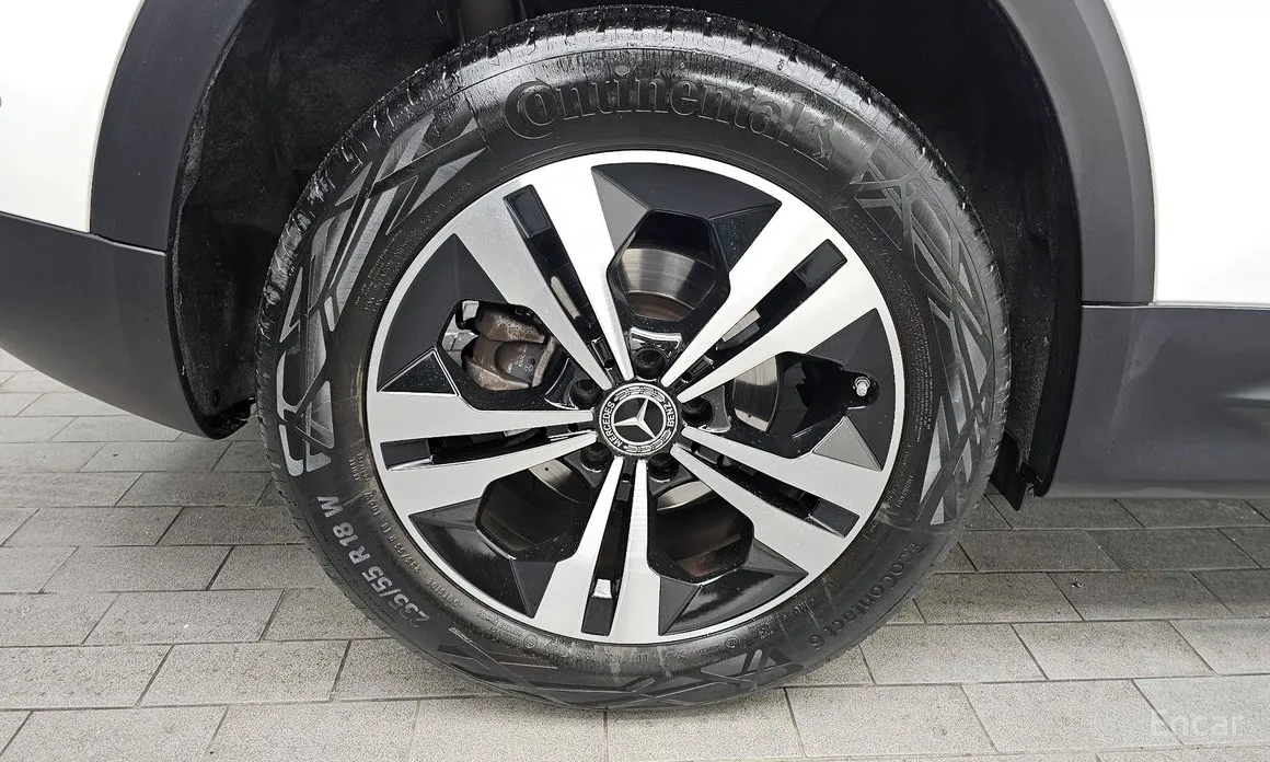 Фото 5 - Mercedes-Benz GLB-Class