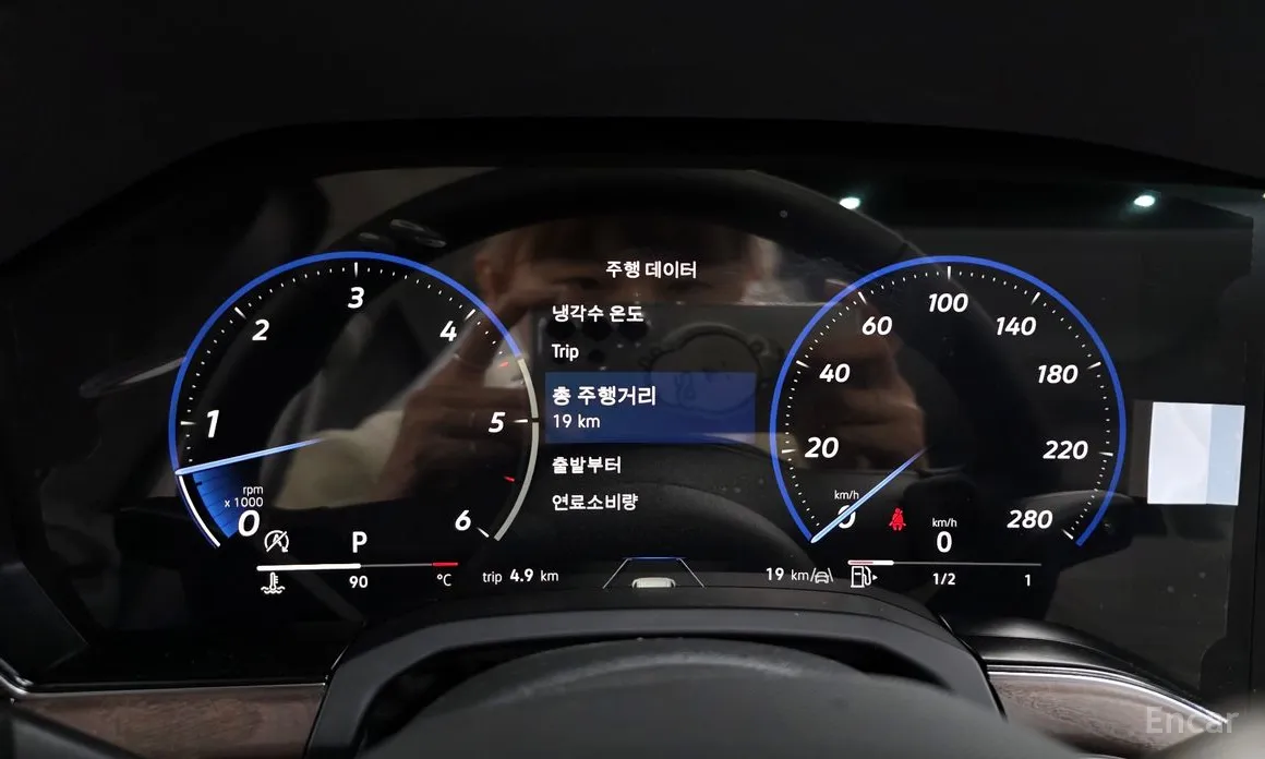 Фото 8 - Volkswagen Touareg