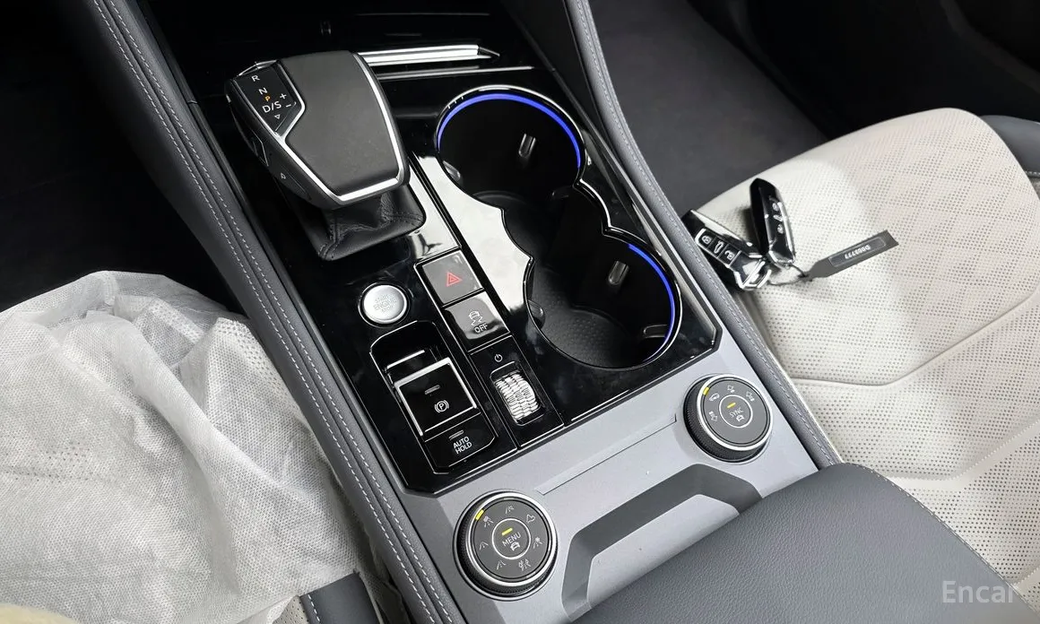 Фото 9 - Volkswagen Touareg