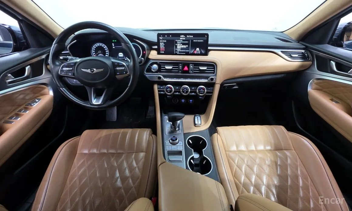 Фото 7 - Genesis G70