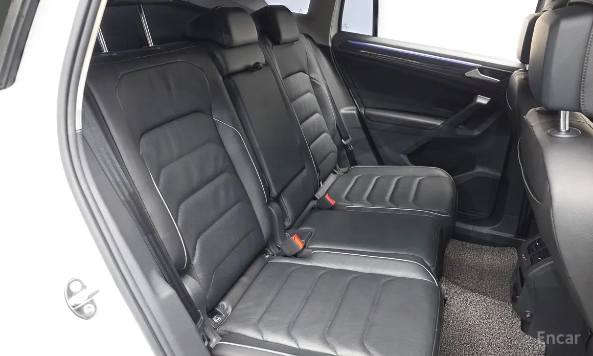 Фото 12 - Volkswagen Tiguan