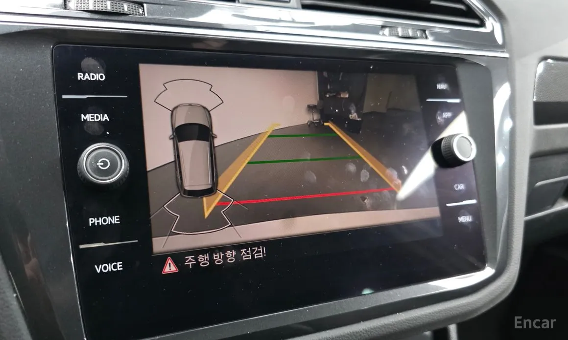 Фото 14 - Volkswagen Tiguan