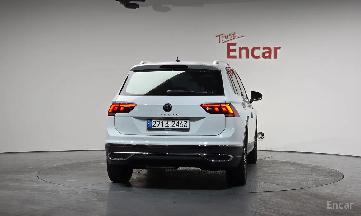 Фото 4 - Volkswagen Tiguan