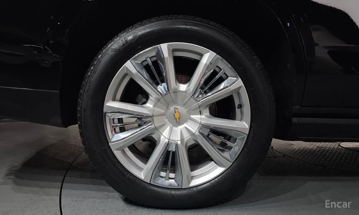 Фото 5 - Chevrolet Tahoe