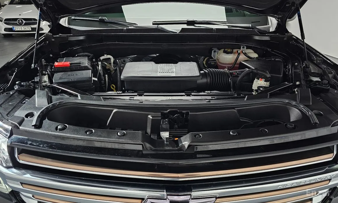 Фото 6 - Chevrolet Tahoe