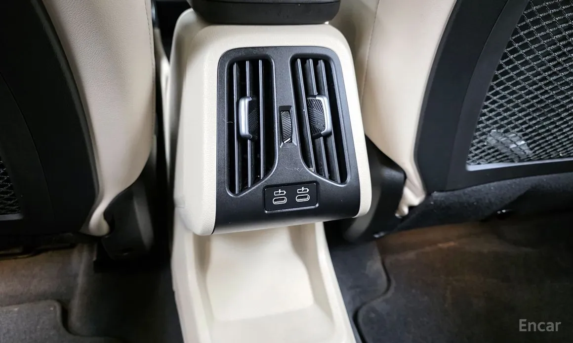 Фото 18 - BMW X1