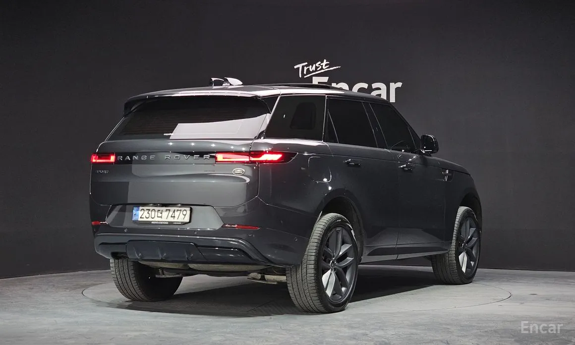 Фото 2 - Land Rover Range Rover Sport