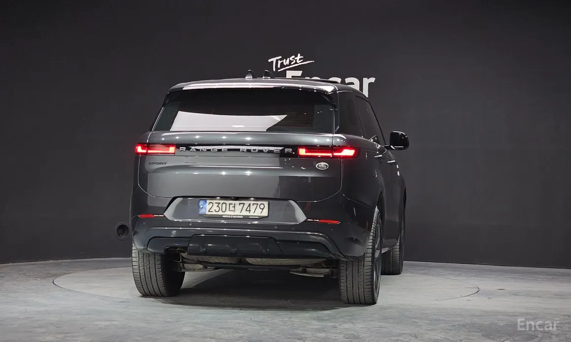Фото 4 - Land Rover Range Rover Sport
