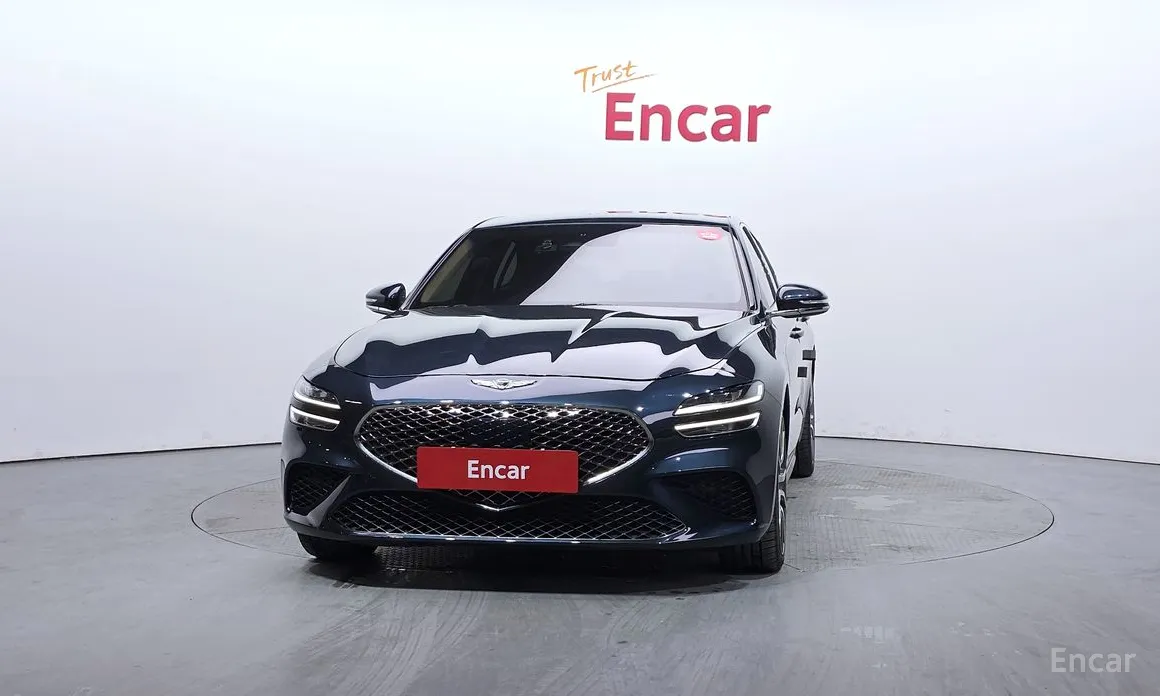 Фото 3 - Genesis G70